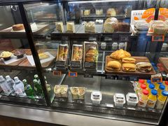 -星巴克臻选(周浦万达店)