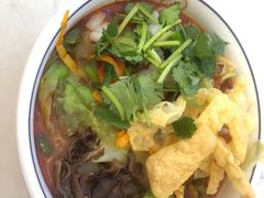 -弘束束柳州深巷螺蛳粉(珠江路店)