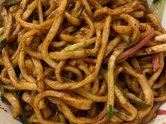 -黑八私房老北京炸酱面