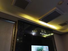 -缤纷KTV(东方新城店)