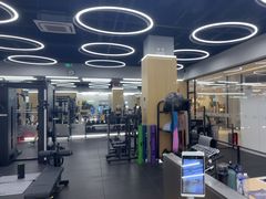 -Z&B Fitness Studio·Gym(前滩L+PLAZA店)