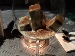-穹六人间 people 6(岳阳路店)