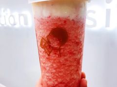 芝芝莓莓桃-喜茶(大兴国际机场店)
