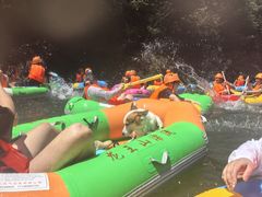 -安吉龙王山峡谷漂流