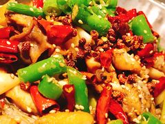 香锅牛蛙-辛香汇(飞洲店)
