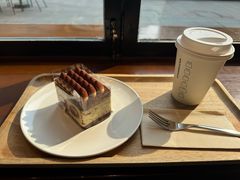 -星巴克臻选(南京艾尚天地店)