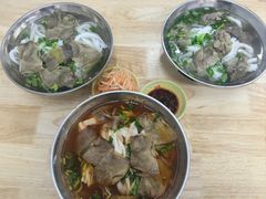 -肇兴特色牛肉粉