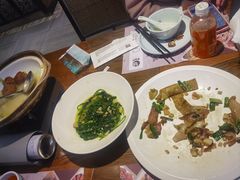 -黄泥岗·地道湖北菜(奥特莱斯店)