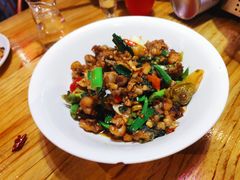 红袍泡椒蛙锅-兔槽江湖菜·重庆璧山兔(水围店)