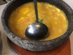 石锅蟹黄豆腐-时间里·新派粤菜(远洋店)