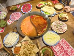 -萍姐火锅·公路夜市(武汉首店)