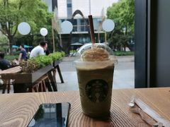 -星巴克臻选(杭州嘉里中心1F店)