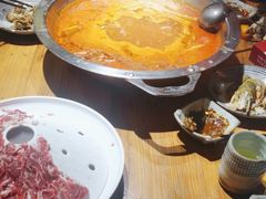 -野山舂·贵州现舂酸汤牛肉(鸿通城店)