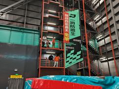 -极限PLAY运动娱乐新世界·团建派对表演休闲馆·室内高空游乐园