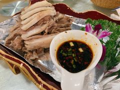 精品手扒肉-那达慕蒙古风味酒楼