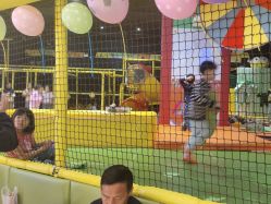 -蹦蹦跳跳(新奥购物中心店)