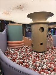 -奈尔宝·国风主题儿童乐园·亲子餐厅(豫园商城店)