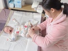 -爱贝尔高端月嫂(母婴护理)