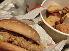 -麦当劳(得来速店)