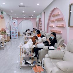 -花系美·美甲美睫精品店