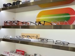 -视野联行眼镜蔡司·依视路官方授权店(顺城店)
