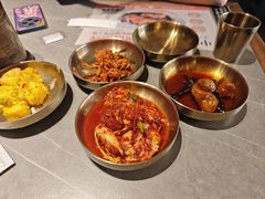 -草家酱蟹炭火烤肉店(珲春南路一店)