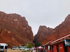 -天山神秘大峡谷