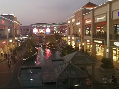 -NIKE上海青浦换季优惠店