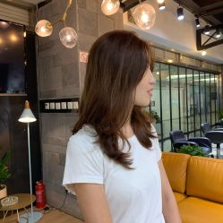 -FRIDAY星期五专业美发沙龙