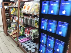 -全家便利店(东直门店)