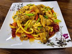 爆炒羊羔肉-清真·伊清阁餐厅