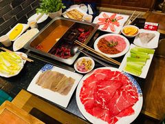 -百年川椒重庆老火锅(光谷店)