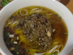-矮子粉店1985·长沙米粉(湘春路店)