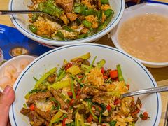 -李与白包子铺(桐梓林店)