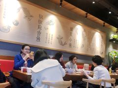 大堂-渝是乎川渝小炒(新世界百货望京店)