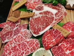-臻牛烤肉