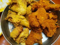 -BHC炸鸡(明洞总店)