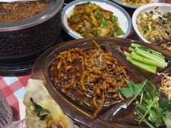 -老郑家东北春饼(龙悦居店)