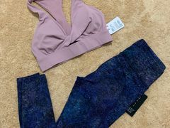 -lululemon(比斯特购物村店)