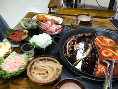 -乖嬢嬢重庆老火锅(南联店)