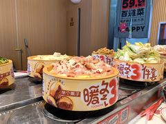 -龍歌自助小火锅(市北CBD万达店)