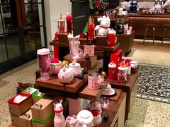 零售区-星巴克臻选(广州沙面店)