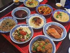-蓝田九大碗民俗食府(蓝田店)