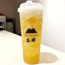 鍙ょ瓭鏇茶氨姊﹂噷姘翠_梵净山翠峰茶图片(2)