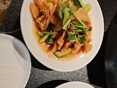 -辣尚瘾·烤鱼·新川菜(牡丹园直营店)