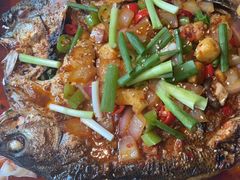 -鸣记脆皮烤鱼(岐山路店)