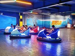 -极限PLAY运动娱乐新世界·团建派对潮玩休闲馆·室内蹦极高空游乐园