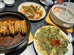 -鑫悦楼煎蟹·16年海鲜大排档
