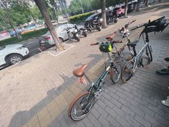 -BE YOLO必有乐&小红帽三明治