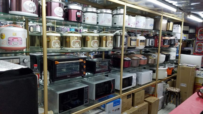 大菜市/站北广场 家用电器 蓉浩电器商行地  址:综合批发市场双兴大厦